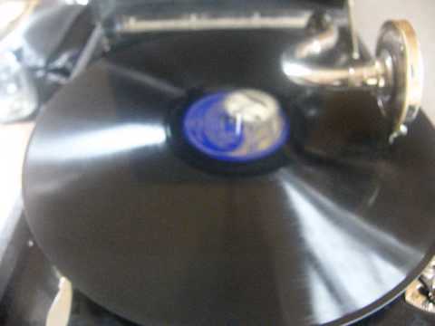 "Ambrose's Jubilee Cavalcade" Side 1 (1935) Video thumbnail for youtube video "Ambrose's Jubilee Cavalcade" Side 1 (1935) - Elsie Carlisle