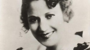 Elsie Carlisle c. 1932