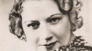 "He's a Good Man to Have Around" featured image. Elsie Carlisle c. 1933.