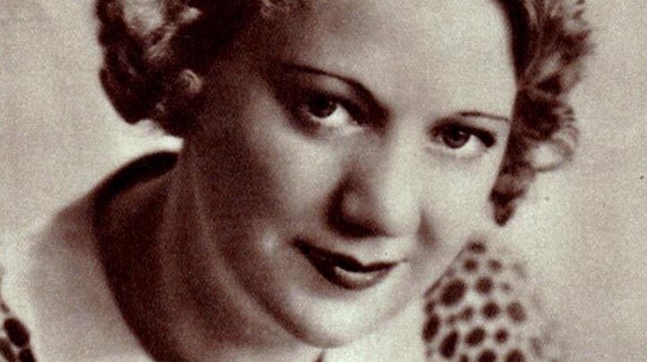 Photographs of Elsie Carlisle in the 1930s featured image