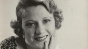 Elsie Carlisle c. 1936